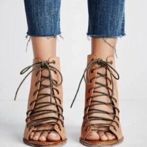 Jeffrey Campbell Free People Lace Up Heels Open Toe Boho Gladiator Sandals 8